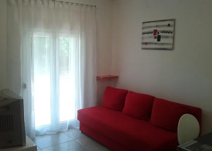 Melani Pula