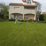 Melani Apartmán *